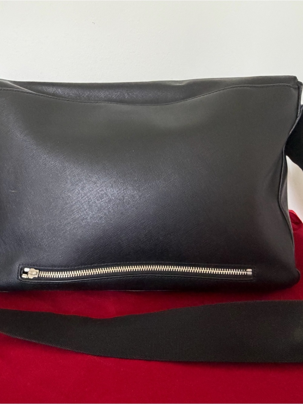 Jack Spade Barrow Black Leather Messenger Laptop Crossbody Bag - Picture 2 of 16